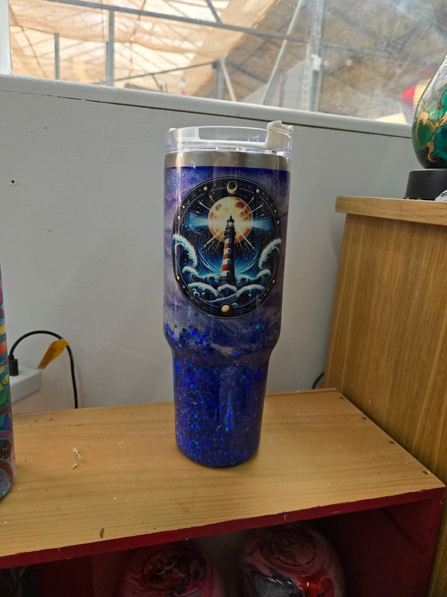 40oz lighthouse, Junk in the trunk