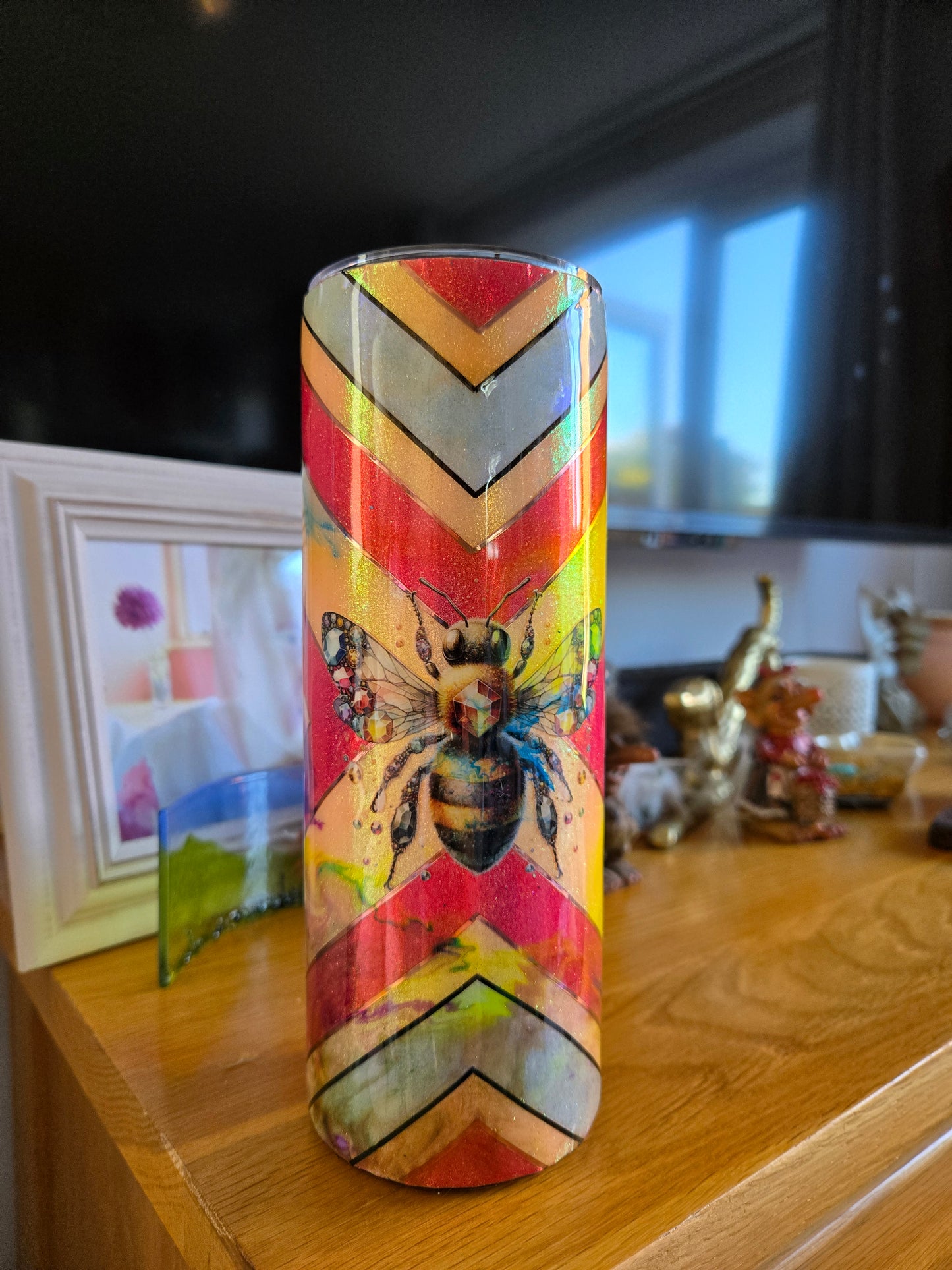 20oz Bee with template and ink drop